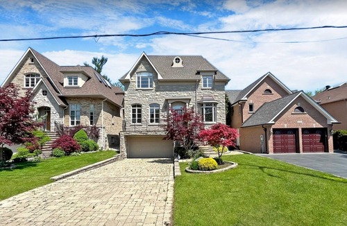 Richmond Hill House | Custom Built Home in Richmond Hill