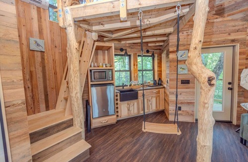 Zirconia Cabin | Custom Built Treehouse with Private Waterfalls & Hiking
