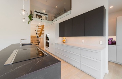New Bothwell House | Custom cozy home on the river