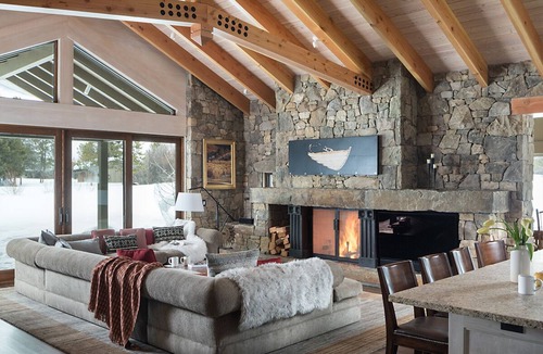 Jackson Villa | Custom designed, four bedroom home on a semi-private golf course.