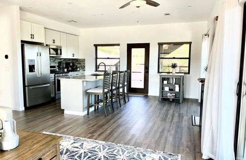 Fairfield Villa | Custom Home! Gorgeous VIEWS! Wine Country, near Napa!