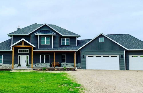 Winneconne House | Custom New Home - Peaceful Setting only 15 min. from EAA!