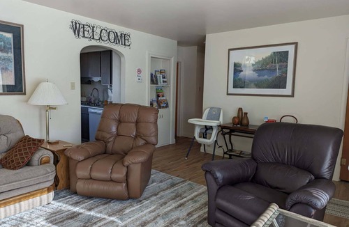 Anaconda House | Customer Friendly Getaway. Quiet, Friendly, Secure Neighborhood.