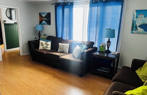 St. John's House | Cute 3 bdr house with hot tub