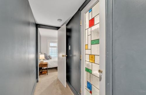 Columbia Heights House | Cute and Charming 1BR in Fantastic Location townhouse