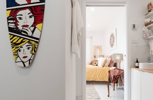 Lulworth Apartment | Cute as a Button by the Beach