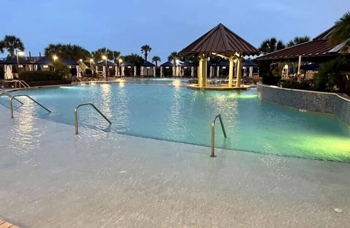 Windy Hill House | Cute clean updated cottage! Screen Porch Pools Beach! Open fall dates discounted