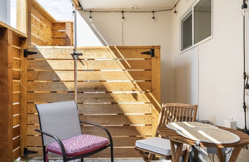 Columbia City House | Cute/Cozy Private Suite In South Seattle! Light Rail Convenient!