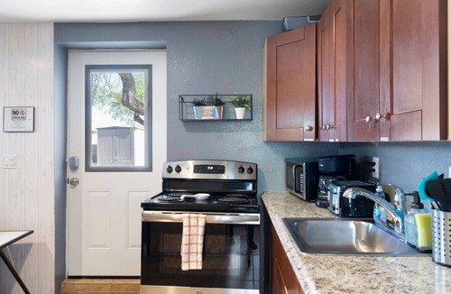Garfield Apartment | Cute & Cozy Renovated APT in the Heart of Phoenix
