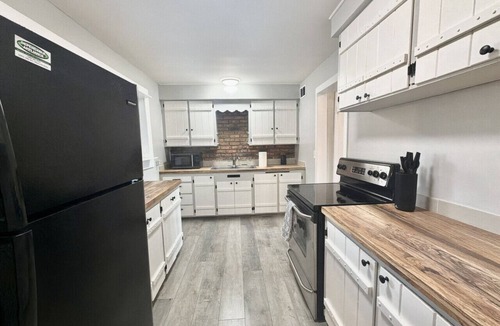 Kennewick House | Cute Humble Adobe in Kennewick