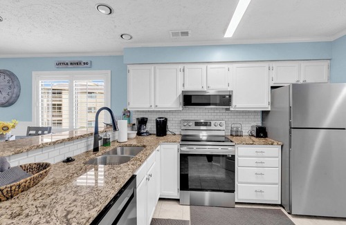 Little River Condo | Cute Little River Condo, Newly updated 2 bedrooms 3 beds, sleeps 4-5