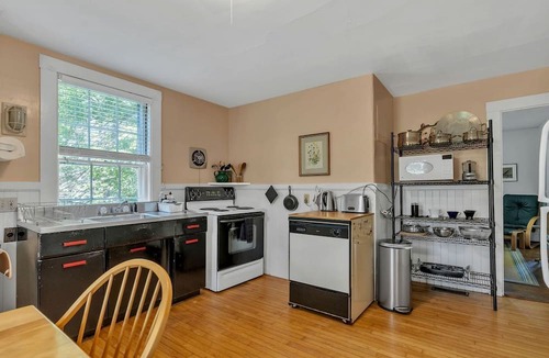 Southwest Harbor Cottage | Cute Rustic Farmhouse Cottage Near the Coast in Southwest Harbor, Maine