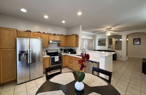 Glendale House | Cute! Single-Story-Gated Community w/Pool
