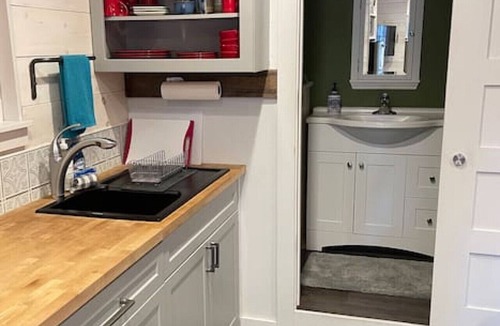 West Sedona Apartment | Cute studio available monthly; 1 block to trails