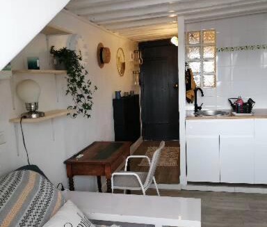 Saint-Louis Apartment | Cute studio Versailles Château