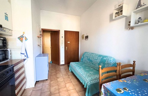 Cervia Apartment | CV019 – Cervia, one-bedroom apartment with balcony and parking space