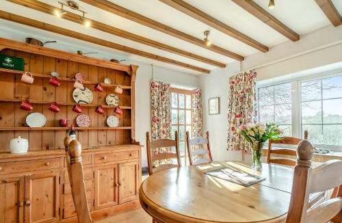St Brides House | Cwm Eithin Cerbid - Cottage