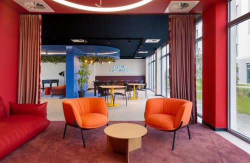 Quarto Oggiaro Hostel | CX Milan NoM