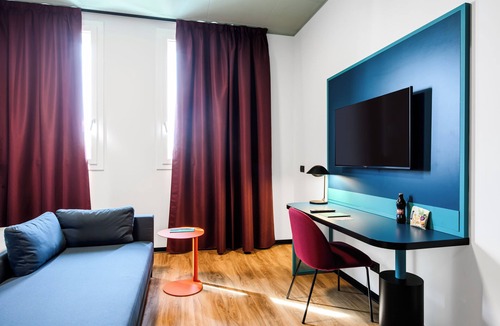 Crocetta-San Lazzaro-Modena Est Hostel | CX Modena Crocetta