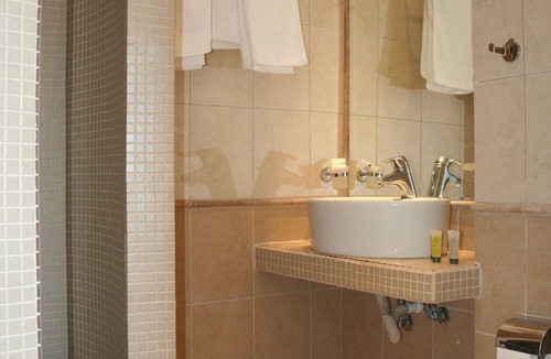 Livadi Hotel | Cyclades Hotel Serifos