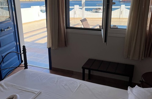 Livadi Hotel | Cyclades Hotel Serifos