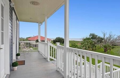 Lafitte Bed & Breakfast | Cypress Cottage Room 2