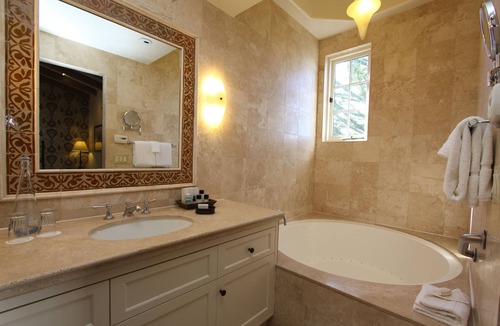 Golden Rectangle Hotel | Cypress Inn