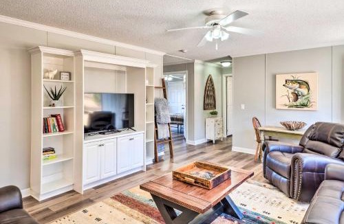 Negreet House | 'Cypress Point' Spacious Home: Pier & Boat Launch!