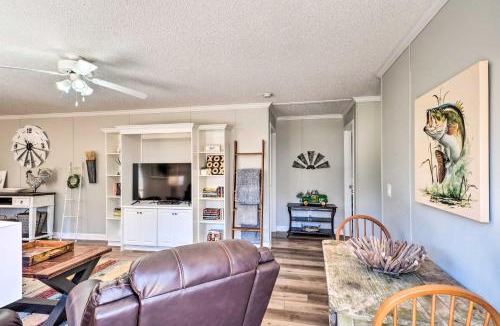 Negreet House | 'Cypress Point' Spacious Home: Pier & Boat Launch!