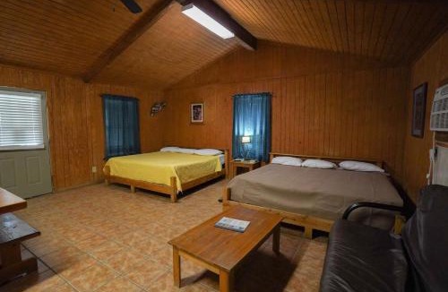 Concan House | Cypress Villa 5