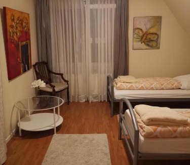 Vennhausen Apartment | Düsseldorf Messe -Apartment Milan