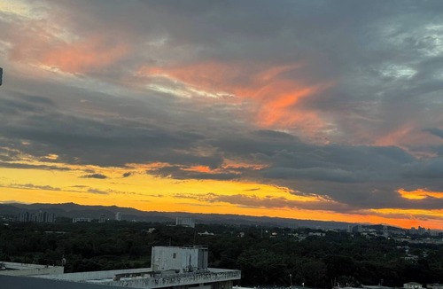 Rio Piedras Apartment | D' Alexa Mini PH & RoofTop