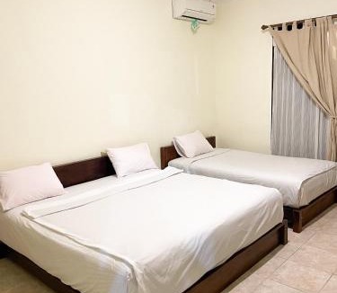 Labuan Bajo House | d'Alvin Multiple Stays