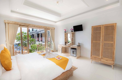 Sampalan House | D'Arya Sea View