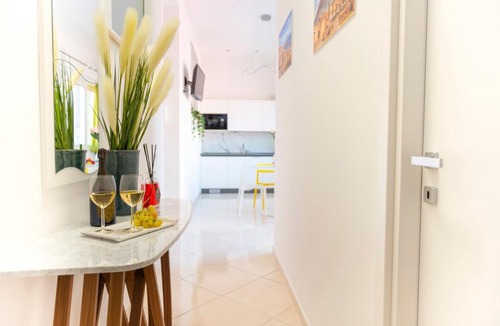 Sant'Antonio Abate Apartment | D&D Home