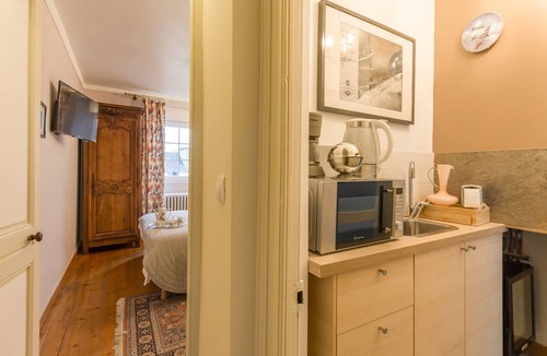 Arromanches-les-Bains Bed & Breakfast | D Day Aviators