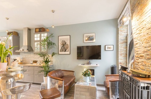 Arromanches-les-Bains Bed & Breakfast | D Day Aviators