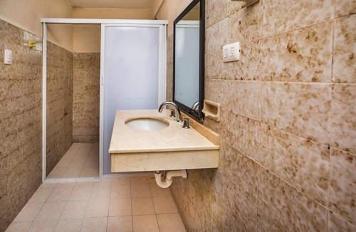 Centro - Supmza 001 Hotel | D Gomar