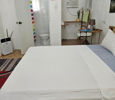 Daanbantayan Hostel | D & N LODGE