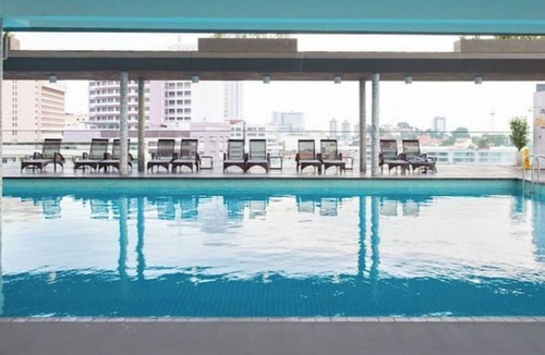 Pengkalan Rama Pantai Apartment | D' Pines - King Studio
