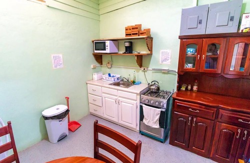 San Ignacio House | D's Inn