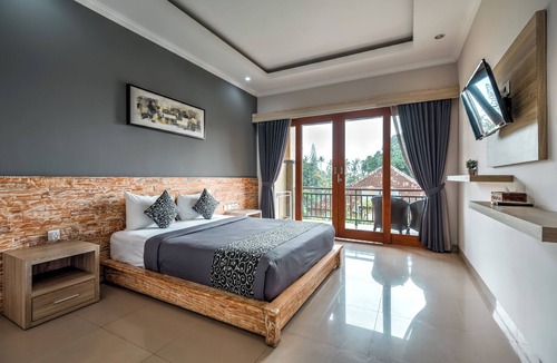 Sunset Road Hotel | D Sarian Seminyak