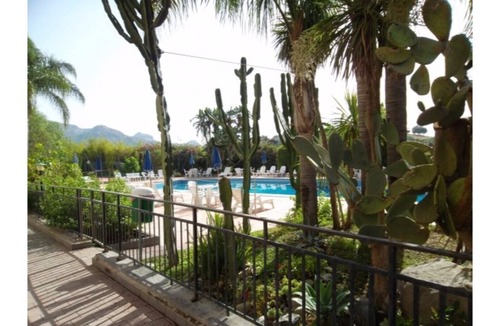 Calatabiano Apartment | D63 Bilo De Luxe 4 beds in residence with swimming pool, tennis court