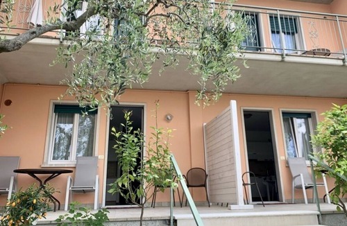 Malcesine Apartment | Da Costanza Montagna piano terra 2 with Mountain View, Pool, Wi-Fi, A/C & Garden; Pet-Friendly