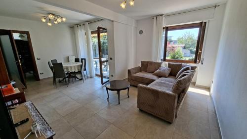 Lesa Apartment | Da Roberto apt