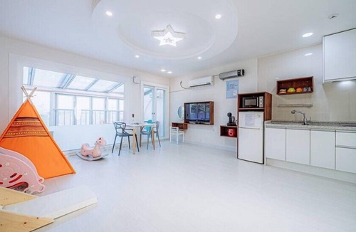 Anmyeondo Island House | daall pension