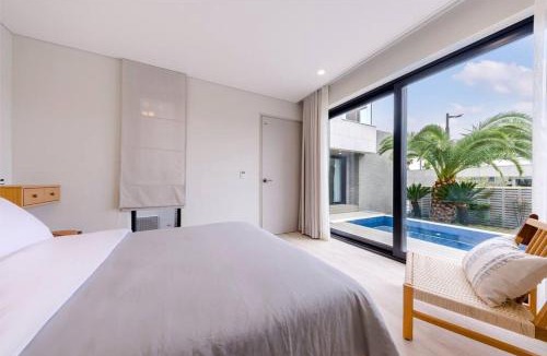 Taeheung-ri Villa | Dabin Monterrey Private Poolvilla Pension
