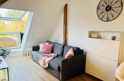 Egelsbach Apartment | Dachstudio nahe S-Bahn Frankfurt - Darmstadt ǀ modern & gemütlich