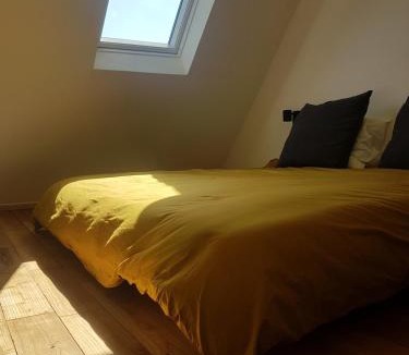 La Croix-Hellean Apartment | Dacoté Duplex