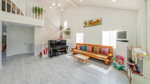 Ansan House | Daebudo Hebron Poolvilla
